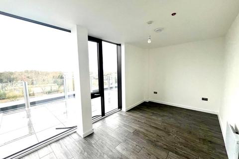 2 bedroom flat for sale, Buckingham Road, Bletchley, Milton Keynes, Buckinghamshire, MK3