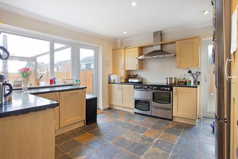 3 bedroom house for sale, Dynes Road, Sevenoaks, TN15