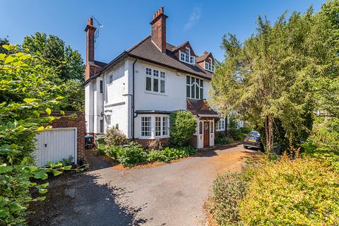 3 bedroom flat for sale, Southborough Road, Surbiton, KT6