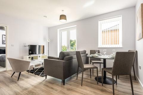 undefined, Luna, Fifth Avenue , York , YO31