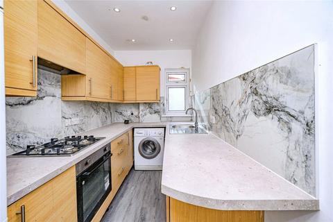 3 bedroom terraced house for sale, Dunstable Road, Luton, Bedfordshire, LU4