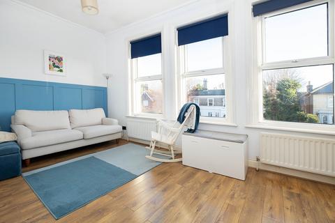 2 bedroom flat for sale, Ewell Road, Surbiton, KT6