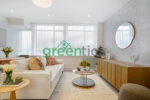 undefined, Studio Flat - Streatham High Road, London