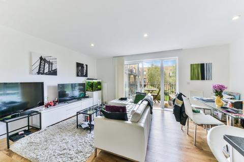 3 bedroom flat for sale, Conningham Court, 21 Dowding Drive, Kidbrooke, London, SE9
