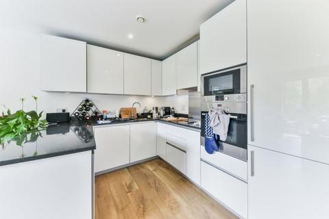 3 bedroom flat for sale, Conningham Court, 21 Dowding Drive, Kidbrooke, London, SE9