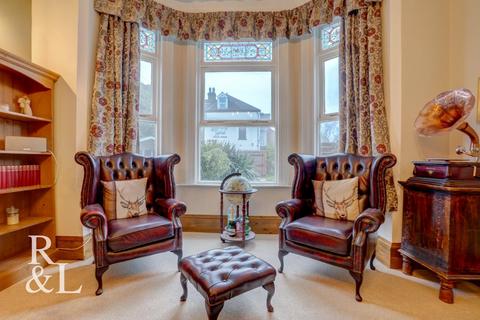 4 bedroom house for sale, High Street, Woodville