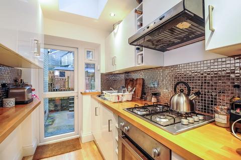 2 bedroom property to rent, Ennersdale Road, Hither Green, London, SE13