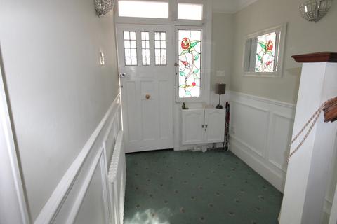 4 bedroom semi-detached house for sale, Champion Road, Upminster RM14