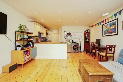 1 bedroom flat to rent, Cowley Road, Oxford, Oxfordshire, OX4