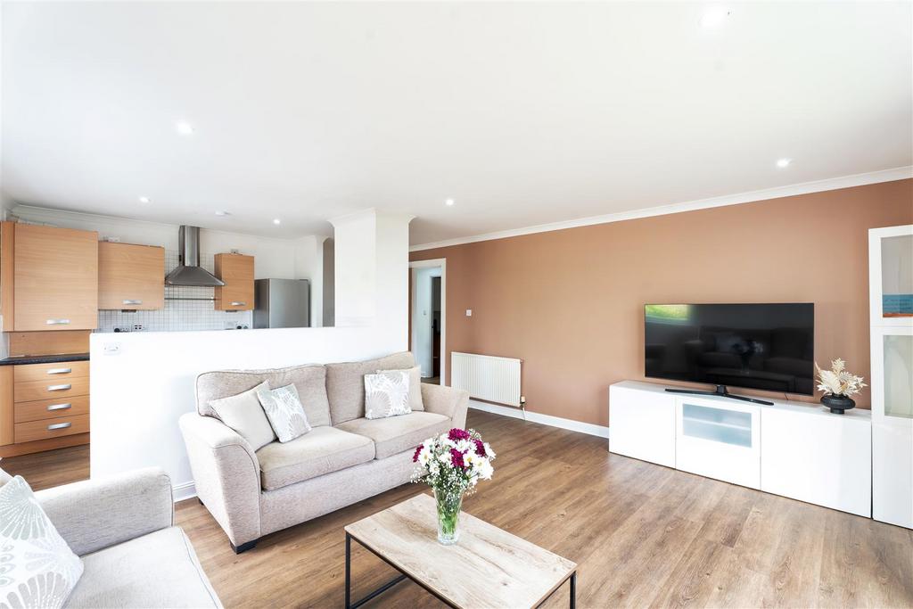 Living/kitchen3