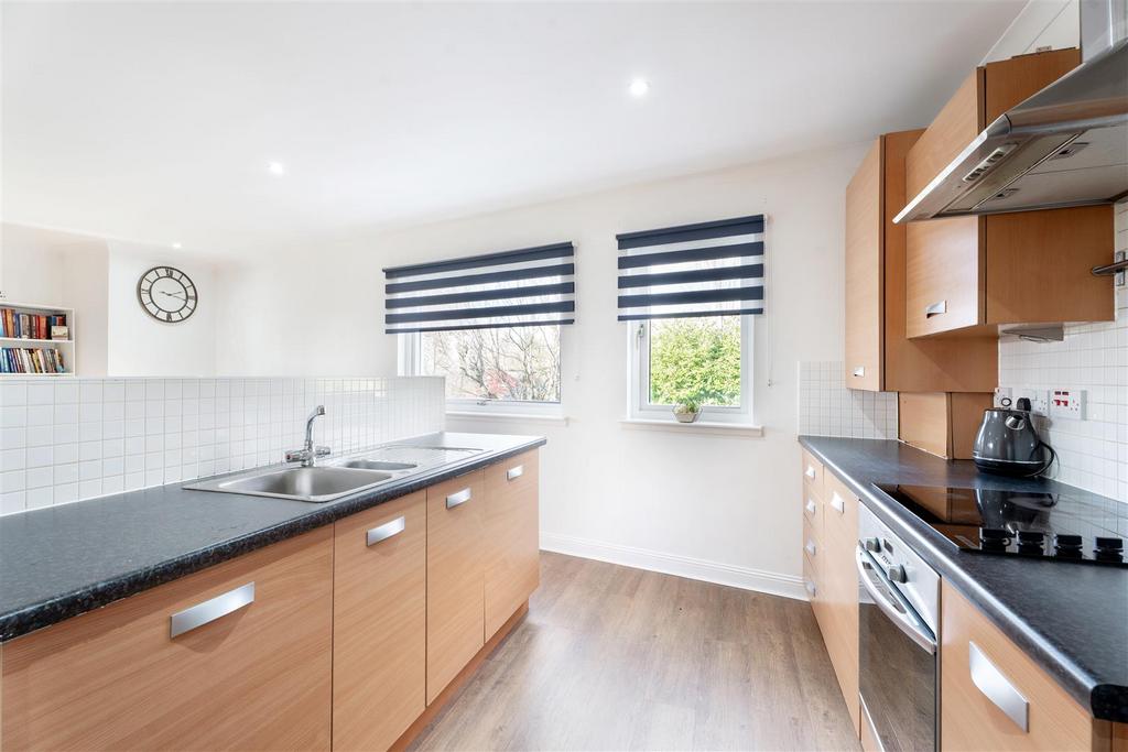 Living/kitchen5