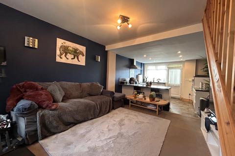 3 bedroom terraced house for sale, Union Road, Low Moor, Bradford, BD12