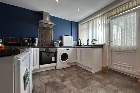 3 bedroom terraced house for sale, Union Road, Low Moor, Bradford, BD12