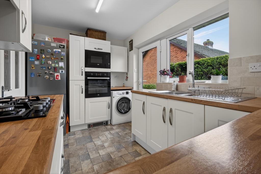 Kitchen (3)