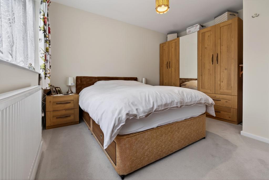 Bed 1 (2)