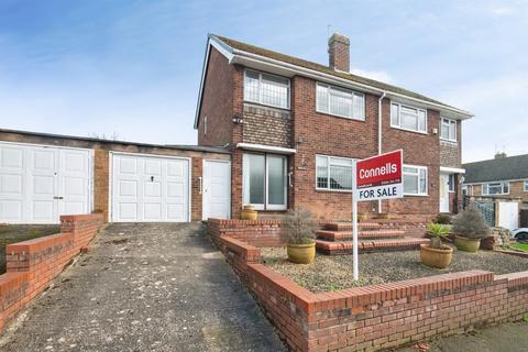 undefined, Chaucer Avenue, Lower Gornal, Dudley