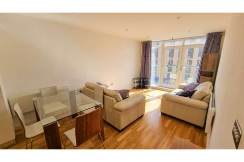 2 bedroom flat to rent, The Boulevard, Manchester, M20