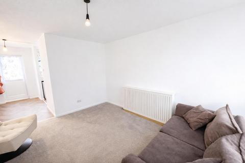 undefined, Field Lane, Milton Keynes, MK12