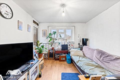 1 bedroom flat for sale, Wedhey, Harlow