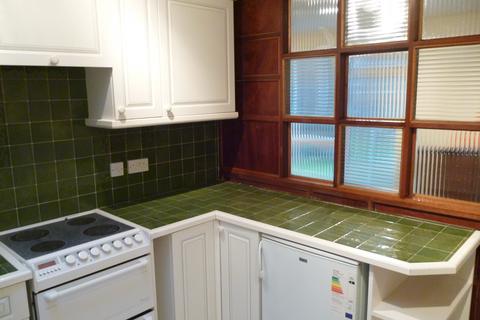 2 bedroom apartment to rent, Thorne House, Manchester, M14