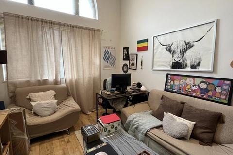 undefined, Moorland Road, Cardiff, CF24