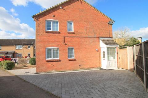 1 bedroom house to rent, Roman Gardens, Kings Langley, WD4