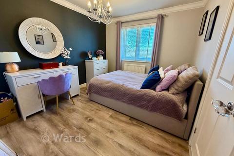 3 bedroom terraced house for sale, Vineyard Crescent, Rainham, Kent