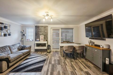 undefined, Buttercross Close, Skellow, Doncaster