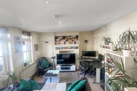 undefined, Ashley Road, Walton-On-Thames