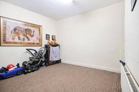 3 bedroom end of terrace house for sale, Minard Road, London, SE6