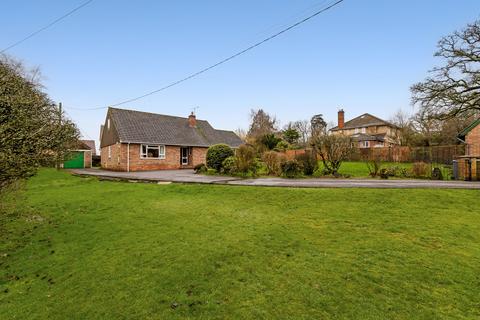 3 bedroom bungalow for sale, Junction Road, Salisbury, SP5