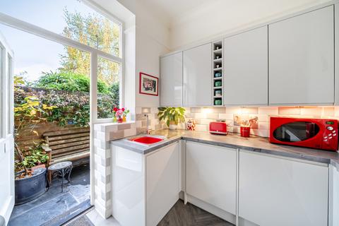 2 bedroom apartment for sale, Lady Somerset Road, London NW5