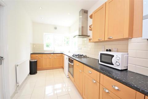 undefined, Alexandra Gardens, Hounslow