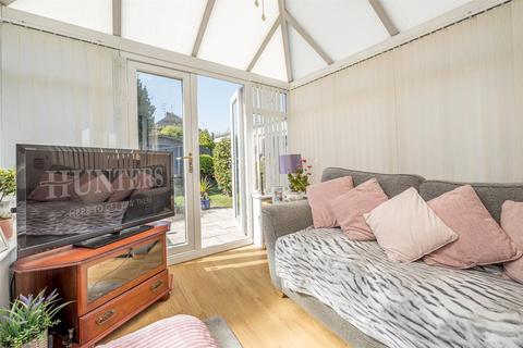undefined, Court Crescent, Kingswinford, DY6 9RJ