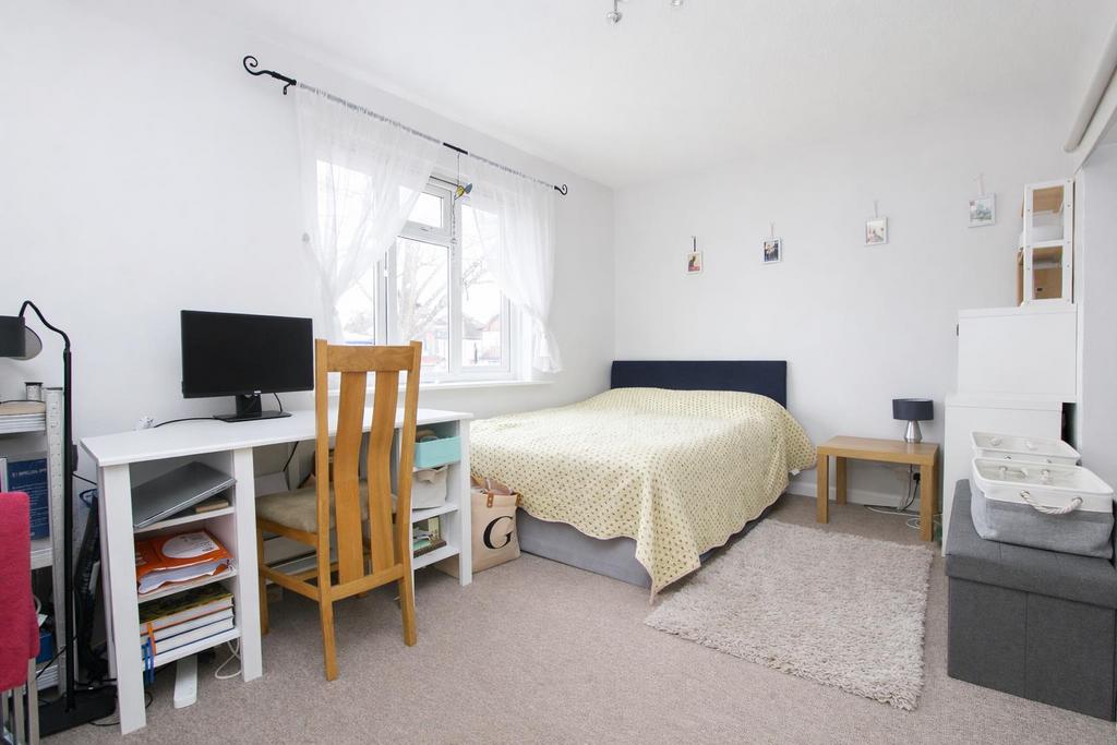 Bed 2.JPG