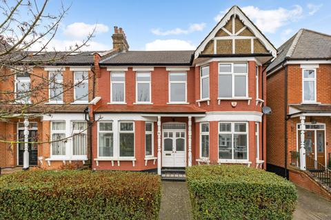 4 bedroom semi-detached house for sale, Selborne Road