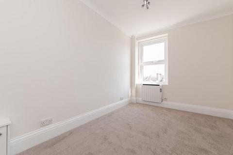 1 bedroom flat to rent, Harold Road, Margate, Kent, CT9