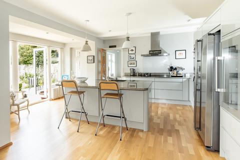 4 bedroom detached house for sale, Southcliffe Road, Christchurch, BH23