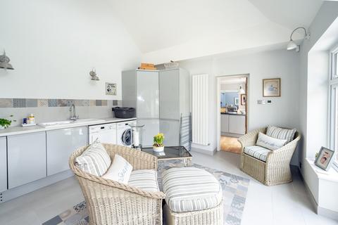 4 bedroom detached house for sale, Southcliffe Road, Christchurch, BH23