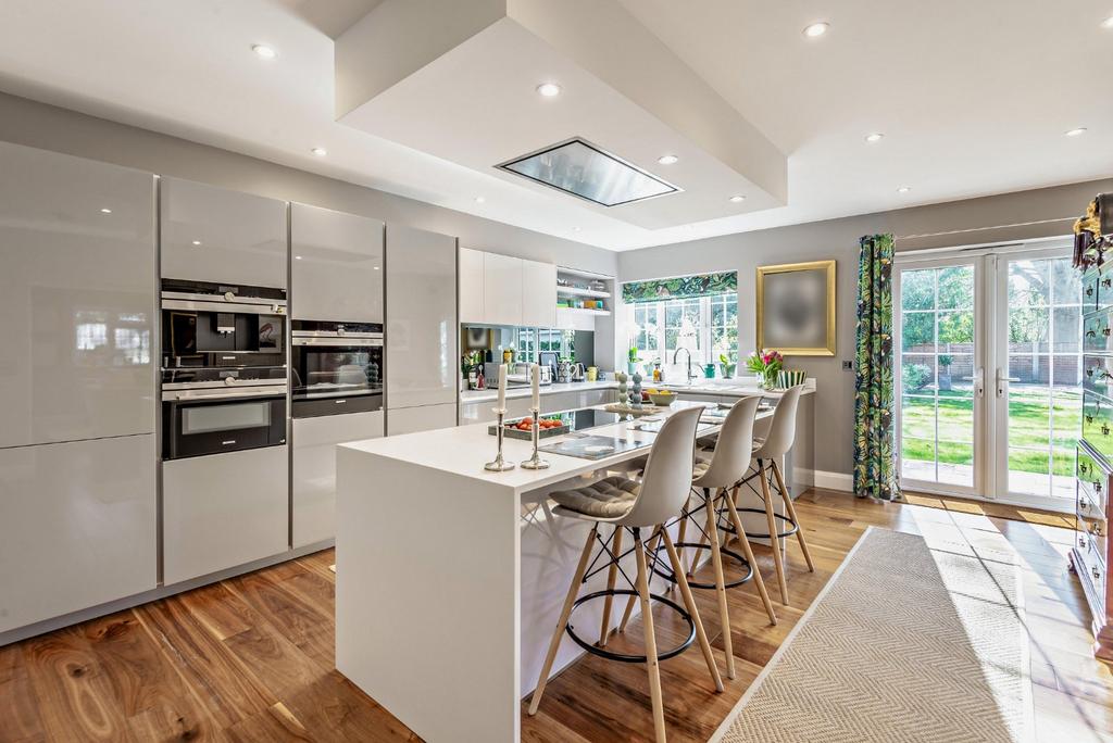 Kitchen/Breakfast