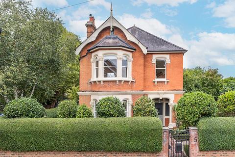 undefined, Upper Park Road, Kingston Upon Thames, KT2