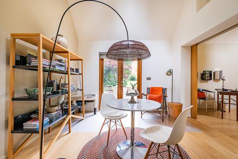 4 bedroom house for sale, Upper Park Road, Kingston Upon Thames, KT2