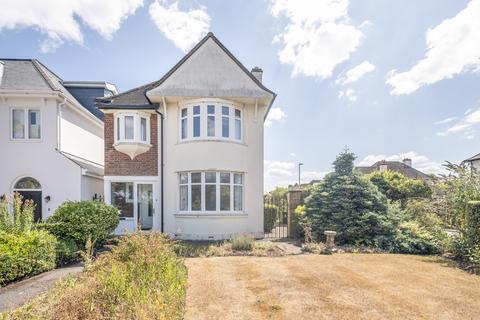 4 bedroom house for sale, Portsmouth Road, Kingston Upon Thames, KT1