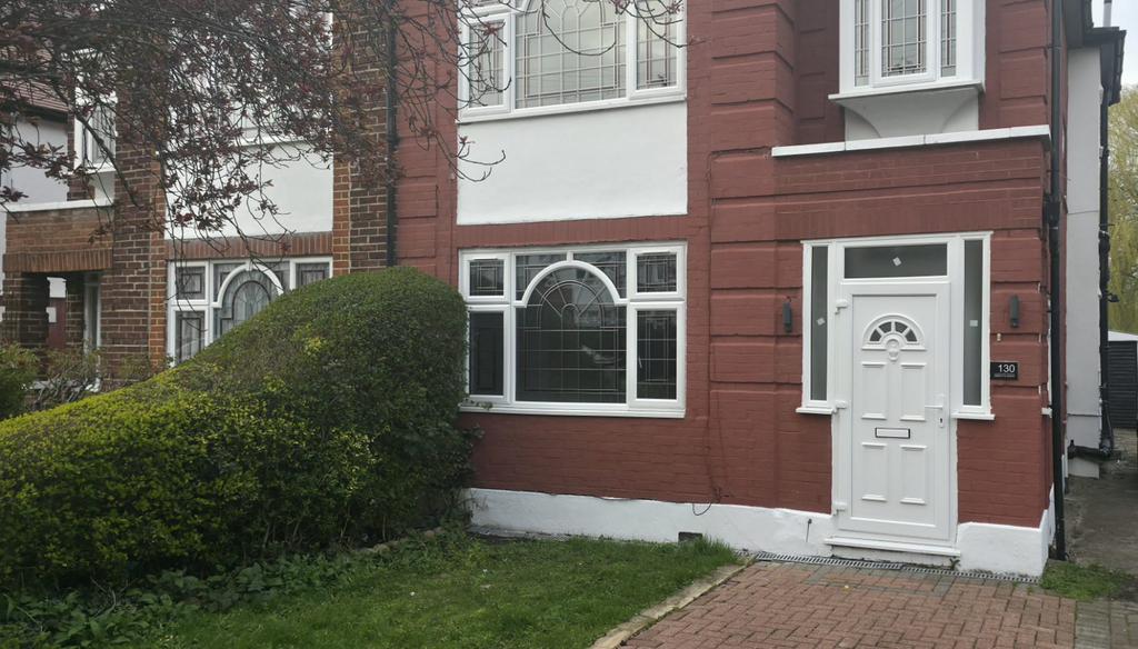 A newly refurbished five bedroom in the popular N