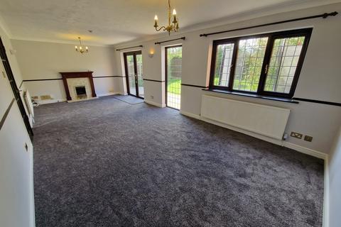 undefined, Warminster Close, LUTON