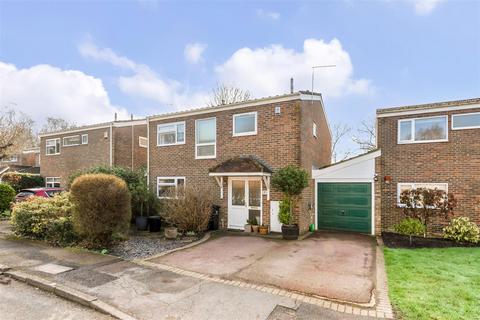 3 bedroom link detached house for sale, Oak End, Arundel
