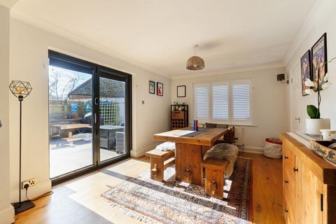 undefined, Winterbourne Stoke, Salisbury, SP3