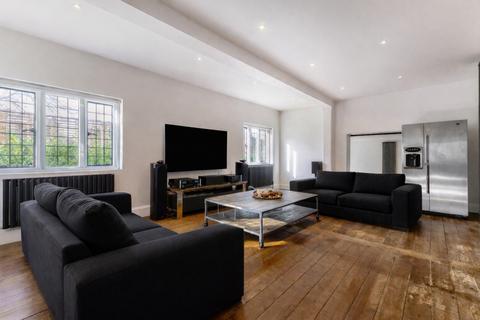 undefined, 1 College Avenue, Epsom, KT17