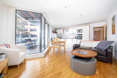 2 bedroom flat for sale, The Bittoms, Kingston Upon Thames, KT1