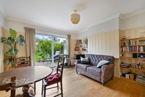 undefined, Canberra Road, Charlton